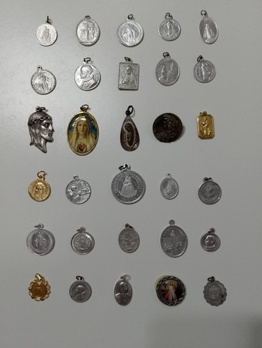 Lotto medagliette religiose - 30,